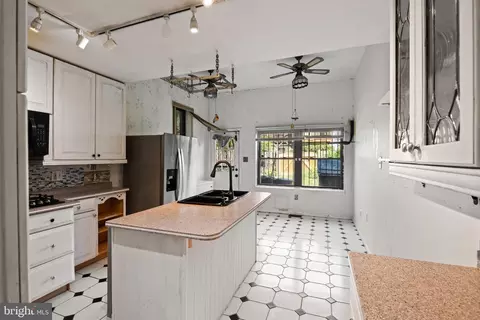 Kitchen - 2106 E Baltimore St, Baltimore, MD 21231 photo 1 of 4