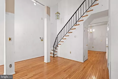 Living - 2106 E Baltimore St, Baltimore, MD 21231 photo 4 of 11