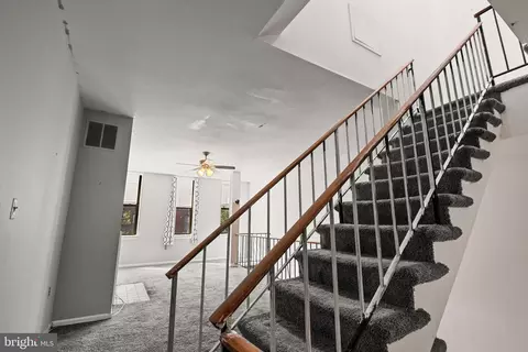 Entry Way - 2106 E Baltimore St, Baltimore, MD 21231 photo 3 of 6