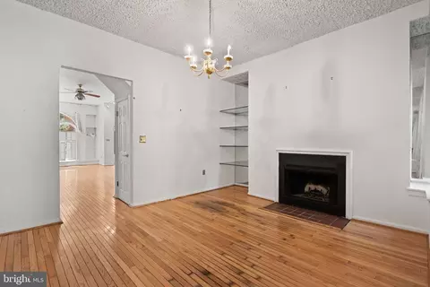 Living - 2106 E Baltimore St, Baltimore, MD 21231 photo 7 of 11