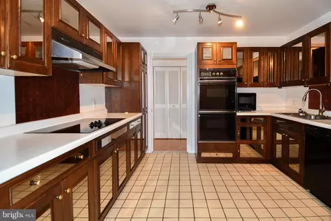 Kitchen - 10 E Lee St #809, Baltimore, MD 21202 photo 1 of 9