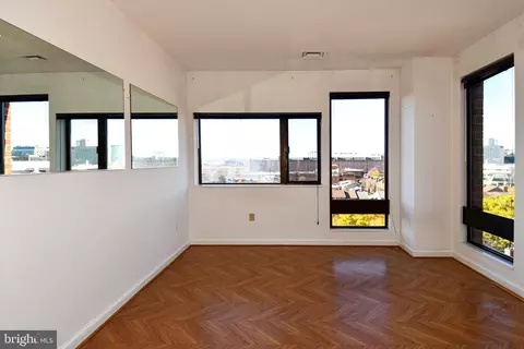 Living - 10 E Lee St #809, Baltimore, MD 21202 photo 8 of 17