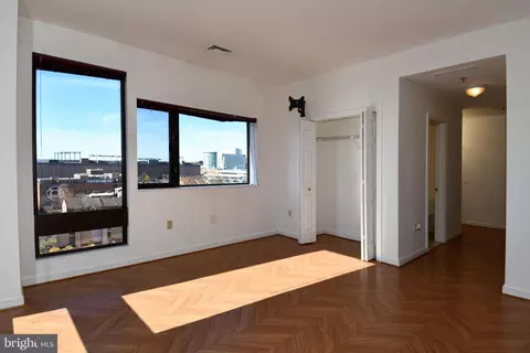 Bedroom - 10 E Lee St #809, Baltimore, MD 21202 photo 2 of 2