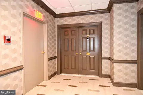 Entry Way - 10 E Lee St #809, Baltimore, MD 21202 photo 5 of 7