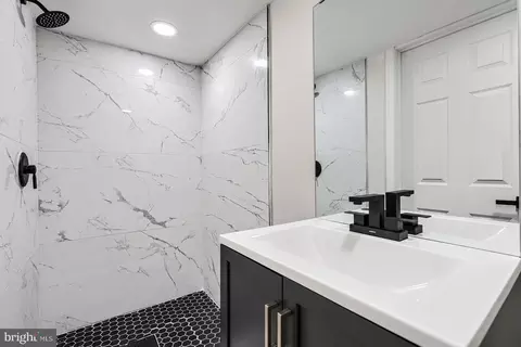 Bath - 3407 Ellamont Rd, Baltimore, MD 21215 photo 5 of 5