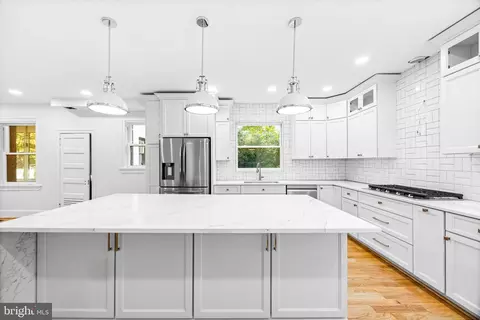 Kitchen - 112 Elmhurst Rd, Baltimore, MD 21210 photo 2 of 4