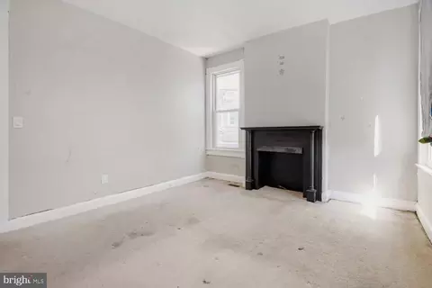 Living - 2011 Boone St, Baltimore, MD 21218 photo 4 of 4