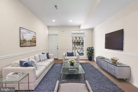 Living - 627 Bartlett Ave, Baltimore, MD 21218 photo 1 of 3