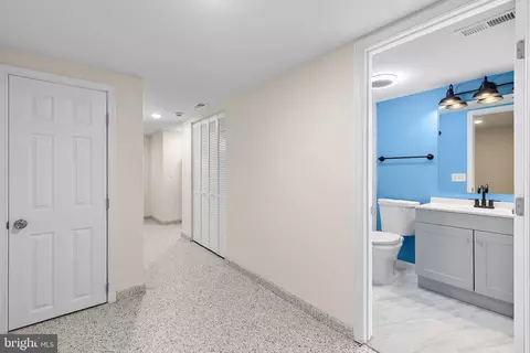 Entry Way - 627 Bartlett Ave, Baltimore, MD 21218 photo 6 of 6
