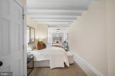 Bedroom - 832 William St, Baltimore, MD 21230 photo 2 of 3