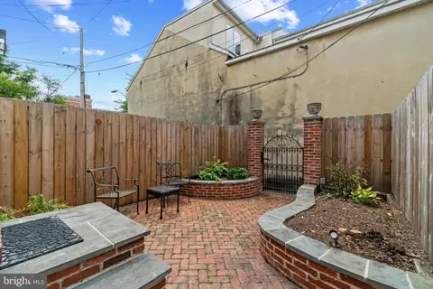 Exterior - 832 William St, Baltimore, MD 21230 photo 2 of 2