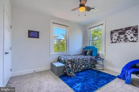 Bedroom - 3816 Sequoia Ave, Baltimore, MD 21215 photo 15 of 19