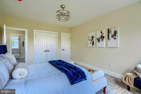 Bedroom - 3816 Sequoia Ave, Baltimore, MD 21215 photo 5 of 19