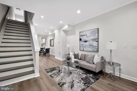 Entry Way - 2737 Riggs Ave, Baltimore, MD 21216 photo 1 of 9