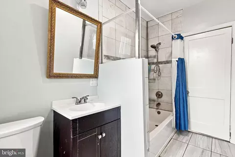 Bath - 3706 White Ave, Baltimore, MD 21206 photo 1 of 2