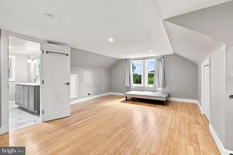 Bedroom - 3706 White Ave, Baltimore, MD 21206 photo 6 of 10