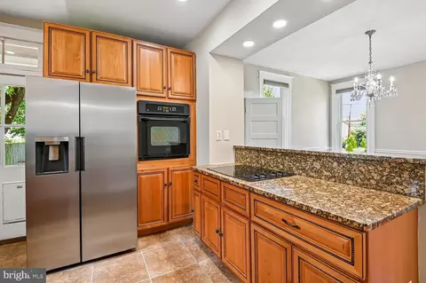 Kitchen - 5306 Wendley Rd, Baltimore, MD 21229 photo 2 of 3