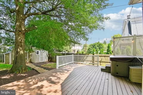 Exterior - 5306 Wendley Rd, Baltimore, MD 21229 photo 3 of 11
