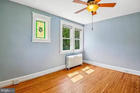 Bedroom - 5306 Wendley Rd, Baltimore, MD 21229 photo 4 of 6