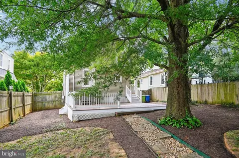 Exterior - 5306 Wendley Rd, Baltimore, MD 21229 photo 7 of 11