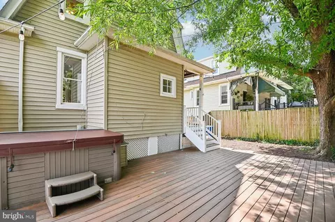 Exterior - 5306 Wendley Rd, Baltimore, MD 21229 photo 4 of 11