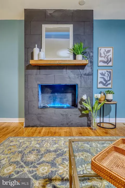 Living - 602 E 36th St, Baltimore, MD 21218 photo 1 of 2