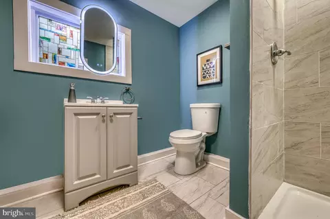 Bath - 602 E 36th St, Baltimore, MD 21218 photo 2 of 4