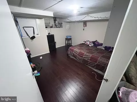 Bedroom - 3246 E Baltimore St, Baltimore, MD 21224 photo 1 of 3