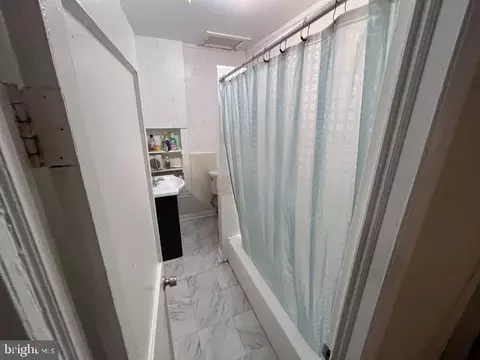 Bath - 3246 E Baltimore St, Baltimore, MD 21224 photo 3 of 3