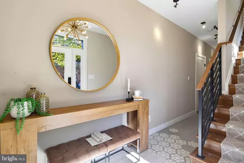 Entry Way - 1245 Towson St, Baltimore, MD 21230 photo 5 of 6