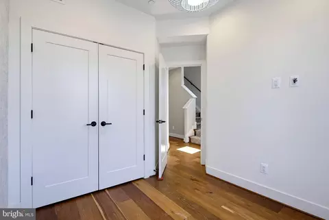 Entry Way - 1245 Towson St, Baltimore, MD 21230 photo 3 of 6