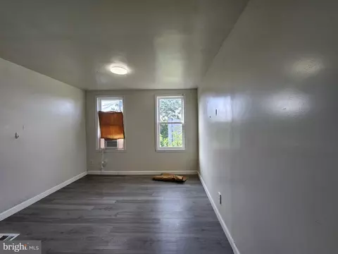Living - 2427 E Lanvale St, Baltimore, MD 21213 photo 4 of 5