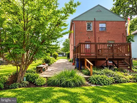 Exterior - 708 Dryden Dr, Baltimore, MD 21229 photo 8 of 11
