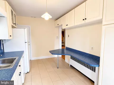Kitchen - 708 Dryden Dr, Baltimore, MD 21229 photo 2 of 2