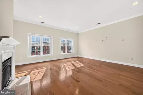 Living - 1307 Covington St, Baltimore, MD 21230 photo 6 of 6