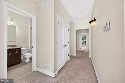 Entry Way - 1307 Covington St, Baltimore, MD 21230 photo 4 of 13