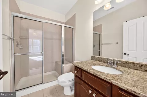 Bath - 1307 Covington St, Baltimore, MD 21230 photo 4 of 5