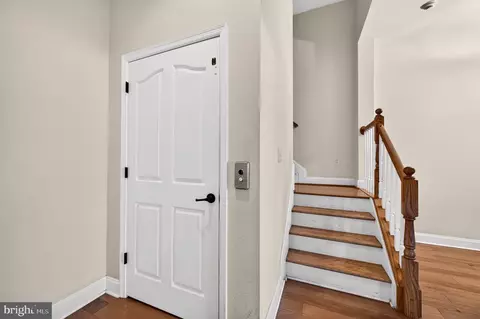 Entry Way - 1307 Covington St, Baltimore, MD 21230 photo 11 of 13