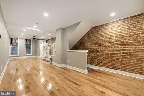 Living - 2921 Dillon St, Baltimore, MD 21224 photo 2 of 2