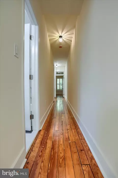 Entry Way - 841 Powers St, Baltimore, MD 21211 photo 9 of 10