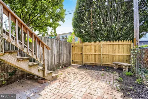 Exterior - 841 Powers St, Baltimore, MD 21211 photo 4 of 6