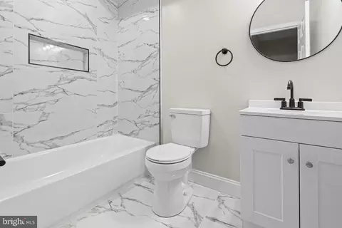 Bath - 22 N Gilmor St, Baltimore, MD 21223 photo 1 of 8