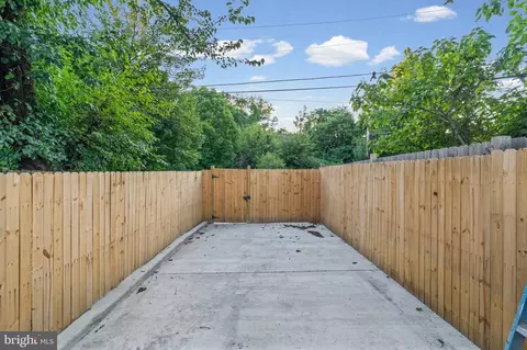 Exterior - 22 N Gilmor St, Baltimore, MD 21223 photo 2 of 2