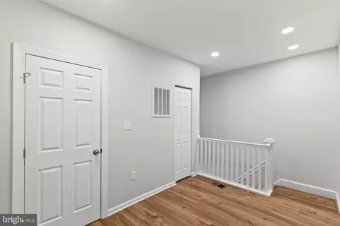 Entry Way - 1727 E 33rd St, Baltimore, MD 21218 photo 4 of 6