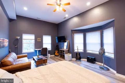 Bedroom - 3500 Fleet St, Baltimore, MD 21224 photo 3 of 4