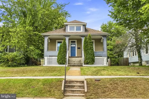 Exterior - 3708 Coolidge Ave, Baltimore, MD 21229 photo 2 of 7