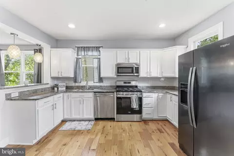 Kitchen - 3708 Coolidge Ave, Baltimore, MD 21229 photo 3 of 3