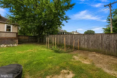 Exterior - 3708 Coolidge Ave, Baltimore, MD 21229 photo 6 of 7