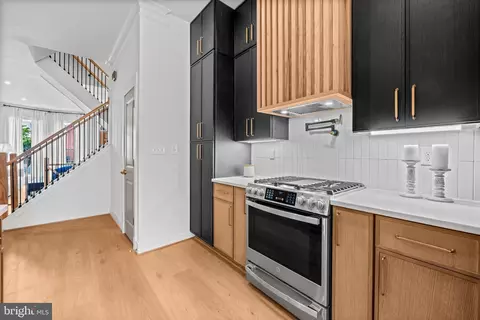 Kitchen - 309 E 22nd St, Baltimore, MD 21218 photo 3 of 5