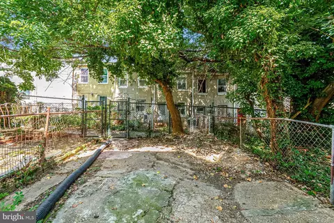 Exterior - 1135 Myrtle Ave, Baltimore, MD 21201 photo 4 of 4